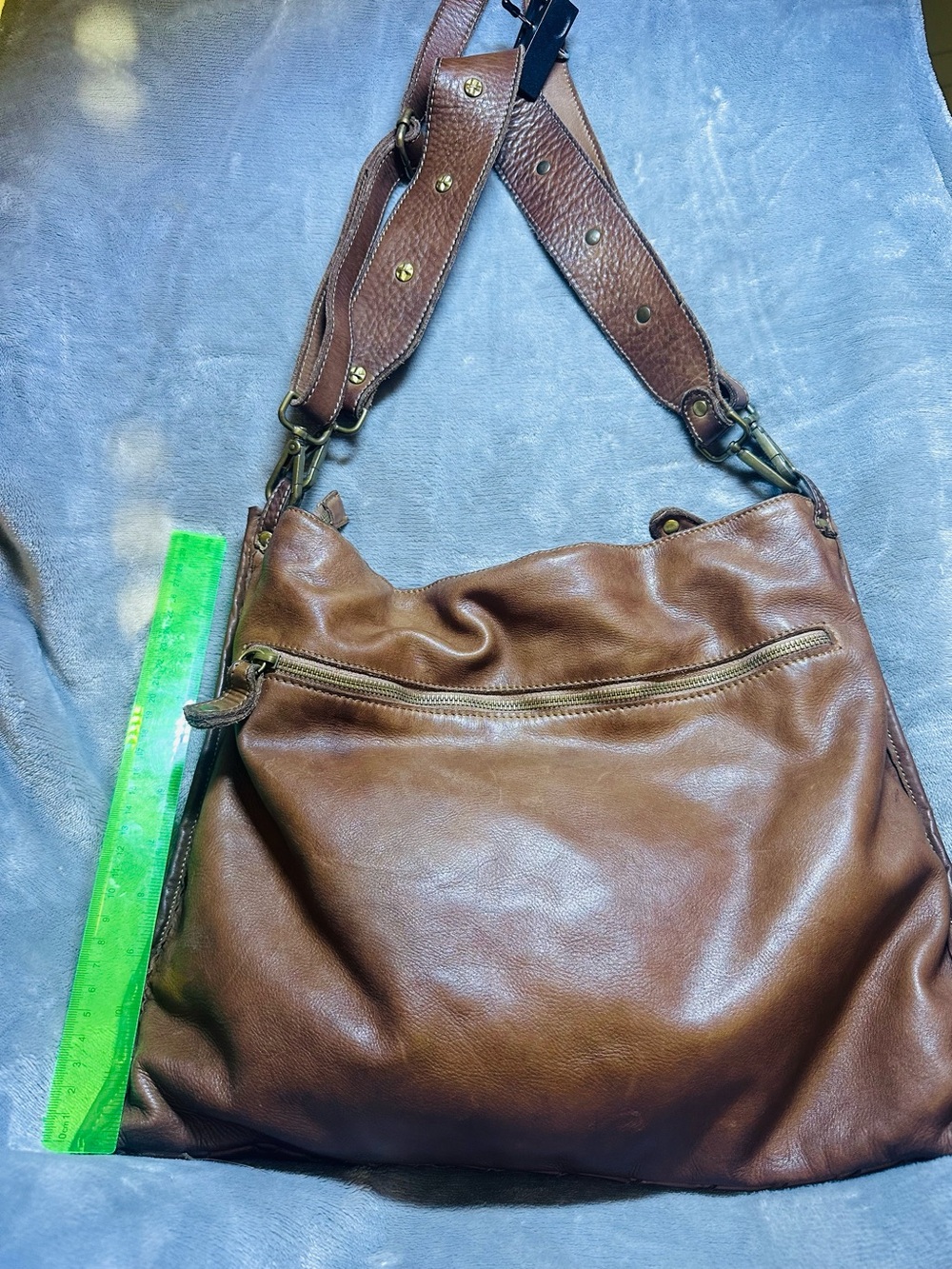 Classic Soft Leather Shoulder Bag in Brown